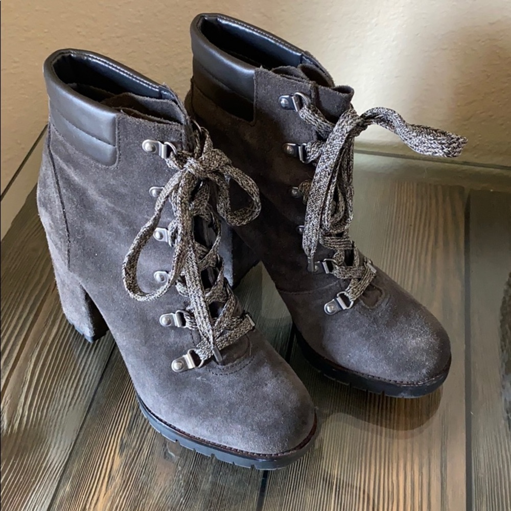Sam Edelman gray suede boots